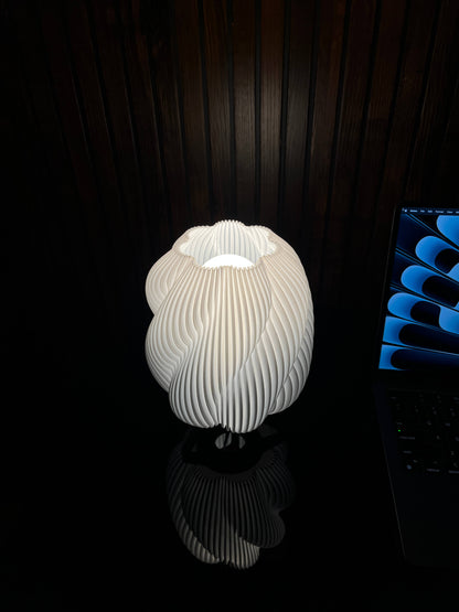 Twisca by Lumoo Studio